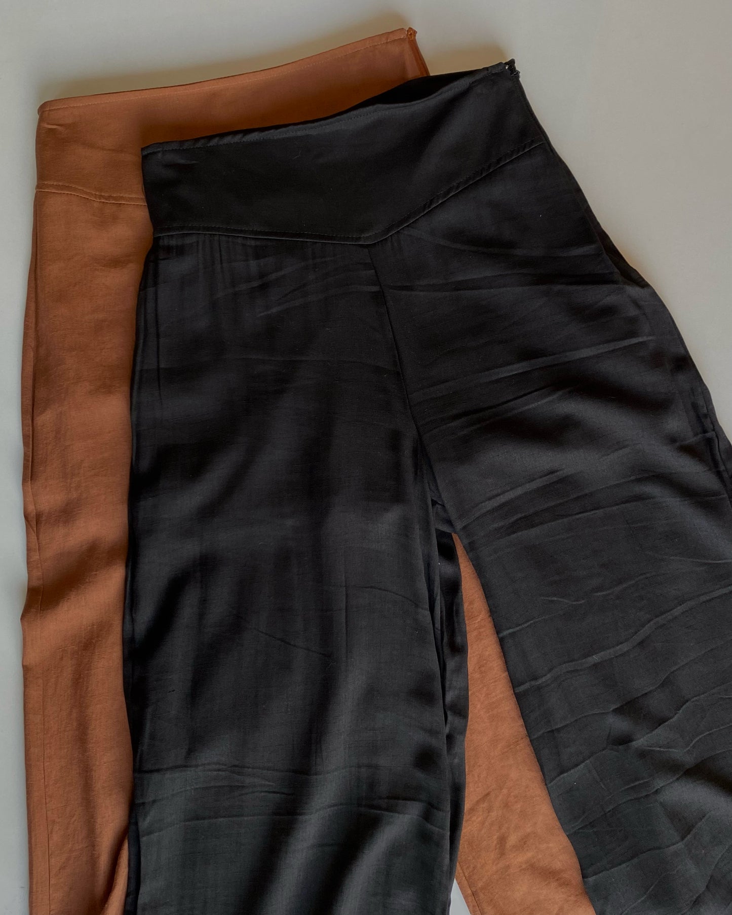 Calça Pantalona Cinnamon